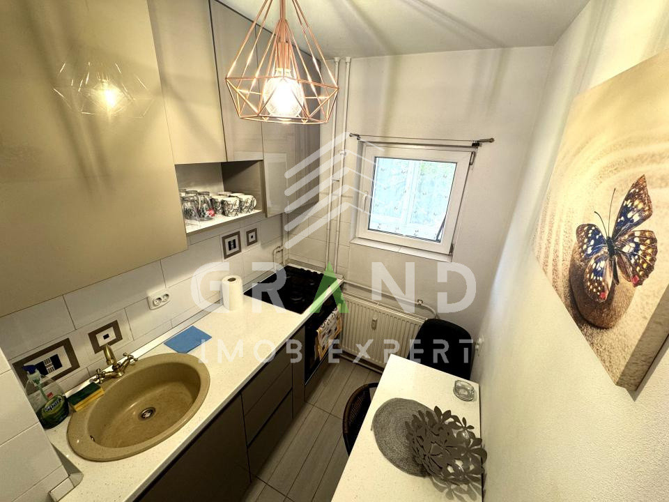 Garsonieră 30 mp | decomandată | modernă | balcon închis | P-ța Cipariu