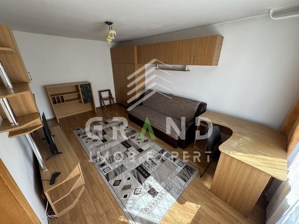 Garsonieră | Mănăștur/Almașului | 28mp | Centrală proprie/Disponibilă imediat