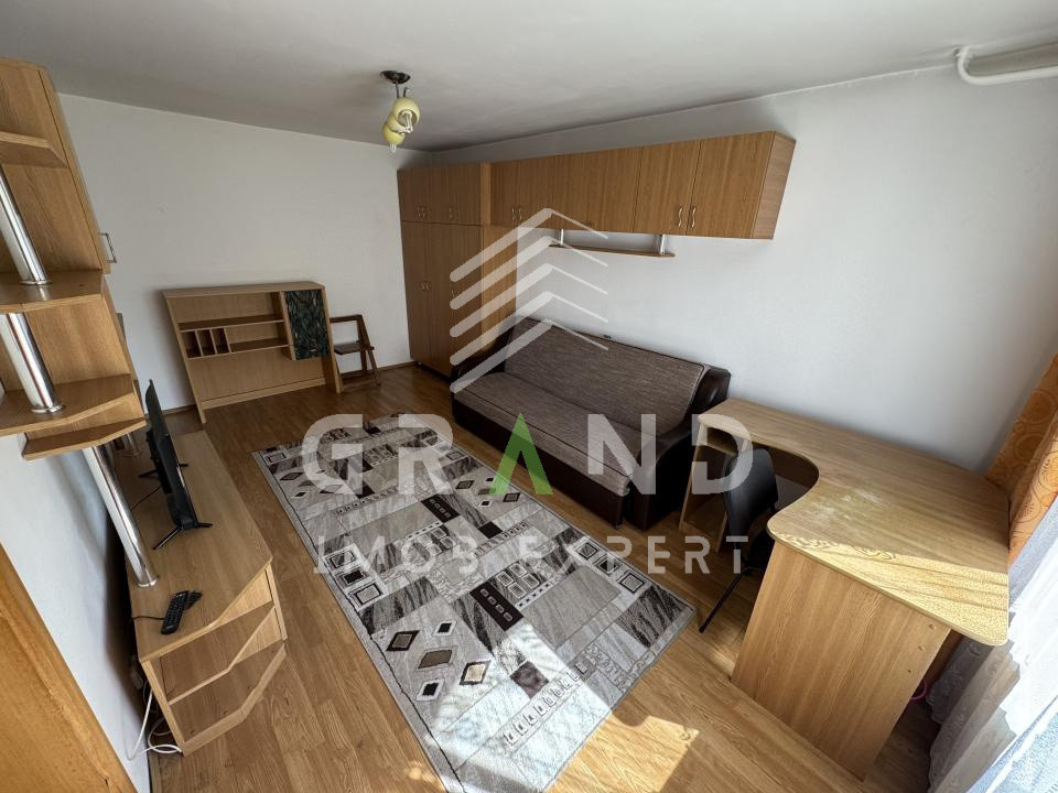 Garsonieră | Mănăștur/Almașului | 28mp | Centrală proprie/Disponibilă imediat