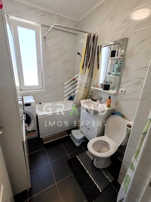 3 camere | 57 mp utili+balcon 10 mp | Parcare | Str.Teilor–lângă pădure