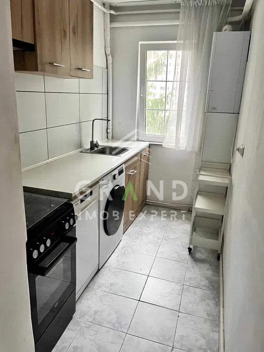 Apartament Renovat | 3 Camere | Balcon | Manastur/Baza Sportiva La Terenuri