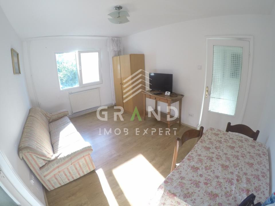 3 CAMERE DE VÂNZARE | MĂNĂȘTUR–Str.Mehedinți | Etaj 3/4