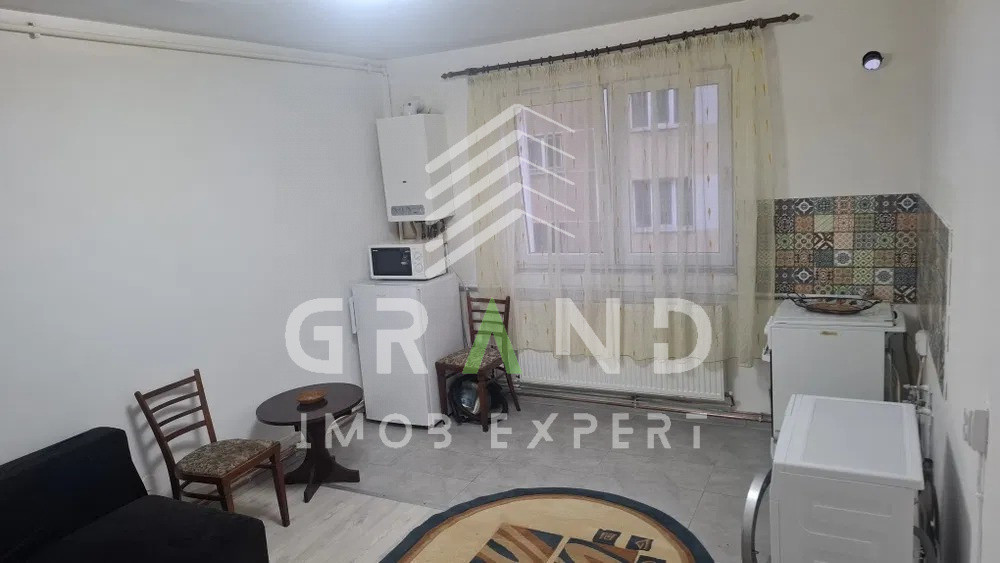 Garsonieră de vânzare | 21 mp | Etaj 2/4 | Str Lombului(acces din Bethlen Gábor)