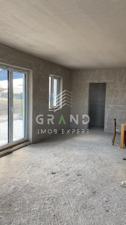 CASĂ MODERNĂ DE VÂNZARE ÎN TURENI | 147 MP | TEREN 805 MP | UTILITĂȚI COMPLETE