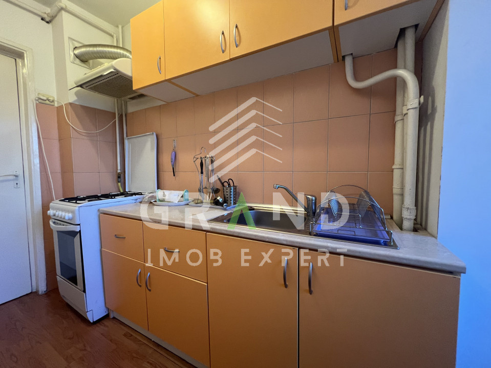 2 camere DECOMANDAT | Parcare inclusă | Zona Mănăștur–Clăbucet | Etaj 5/10