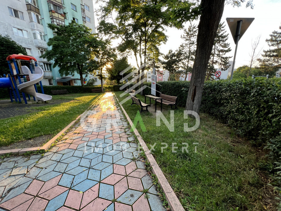 2 camere DECOMANDAT | Parcare inclusă | Zona Mănăștur–Clăbucet | Etaj 5/10