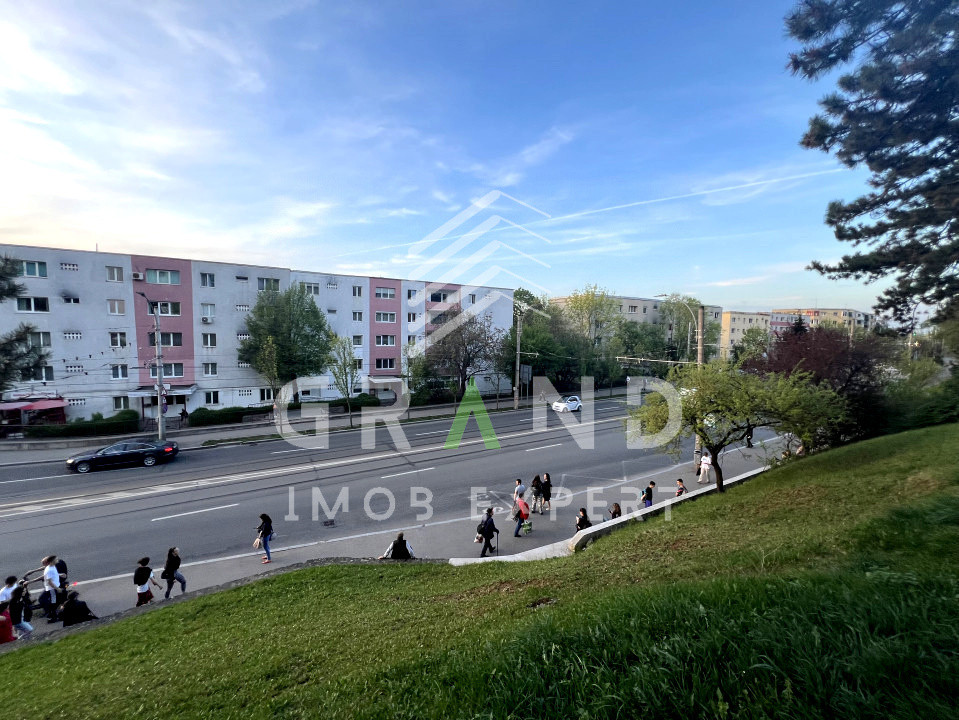 2 camere DECOMANDAT | Parcare inclusă | Zona Mănăștur–Clăbucet | Etaj 5/10