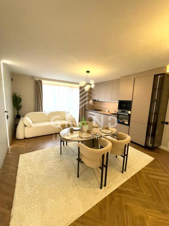 NOU | Apartament 3 Camere | 2 Balcoane | 2 Bai | Floresti/Cetatii