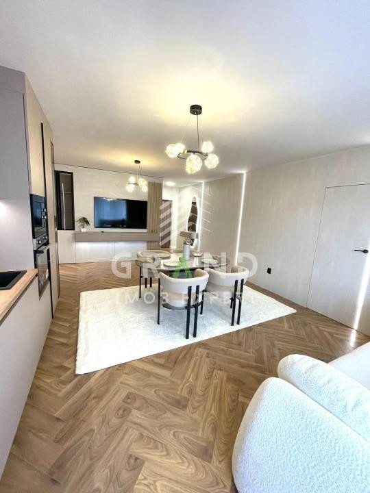 NOU | Apartament 3 Camere | 2 Balcoane | 2 Bai | Floresti/Cetatii