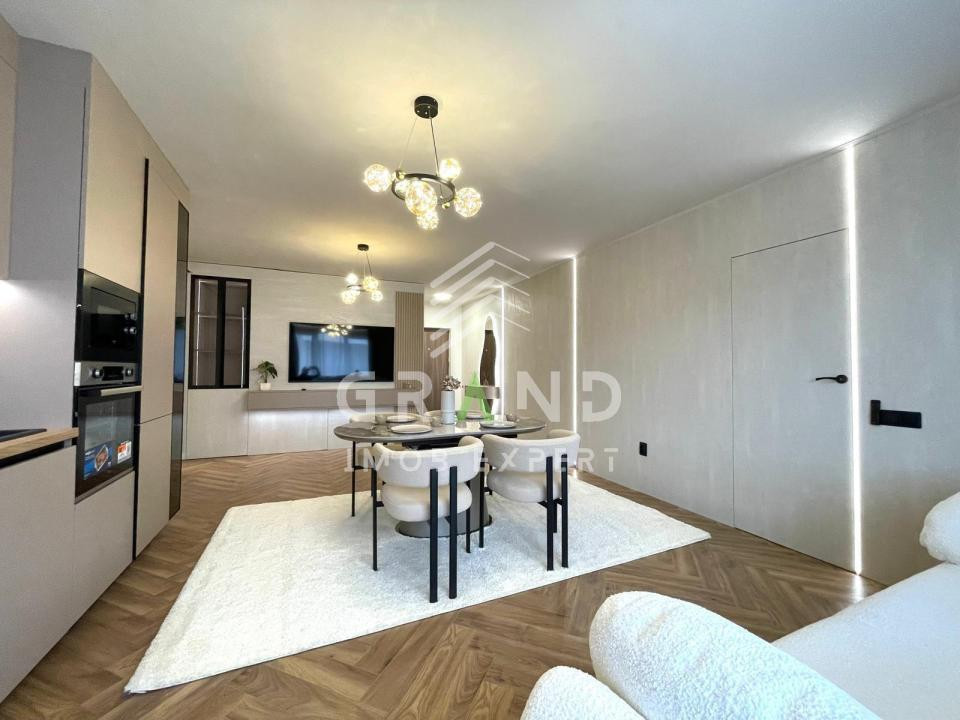 NOU | Apartament 3 Camere | 2 Balcoane | 2 Bai | Floresti/Cetatii