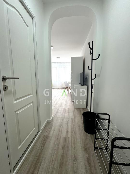 STUDIO MODERN–PRIMA ÎNCHIRIERE | STR.BUCUREȘTI | TOTUL NOU | UTILITĂȚI INCLUSE