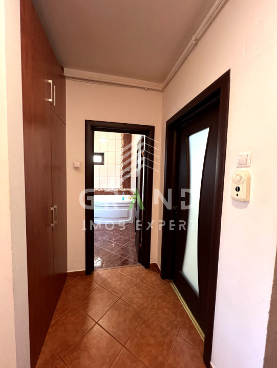 NOU PE PIAȚĂ!2 camere | Parcare inclusă | Zorilor–Europa | Str.Mircea Eliade