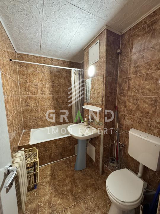 2 CAMERE DECOMANDAT | BALCON | MĂNĂȘTUR / ALEEA BRATEȘ