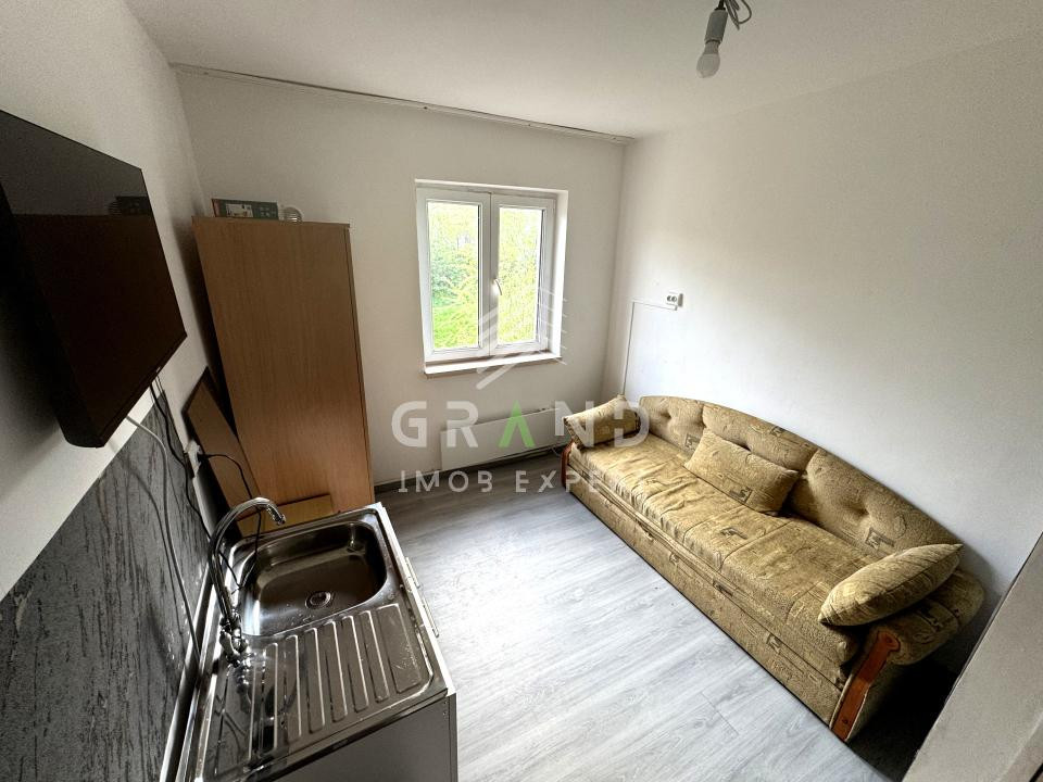 Garsonieră de închiriat-Zona Iris,str. Byron/Auchan Iris