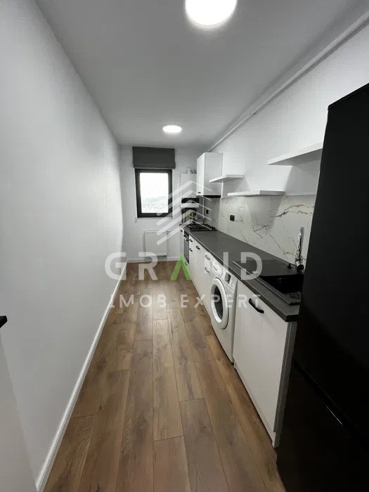 Apartament 3 Camere | Balcon | Parcare subterana | Frunzisului