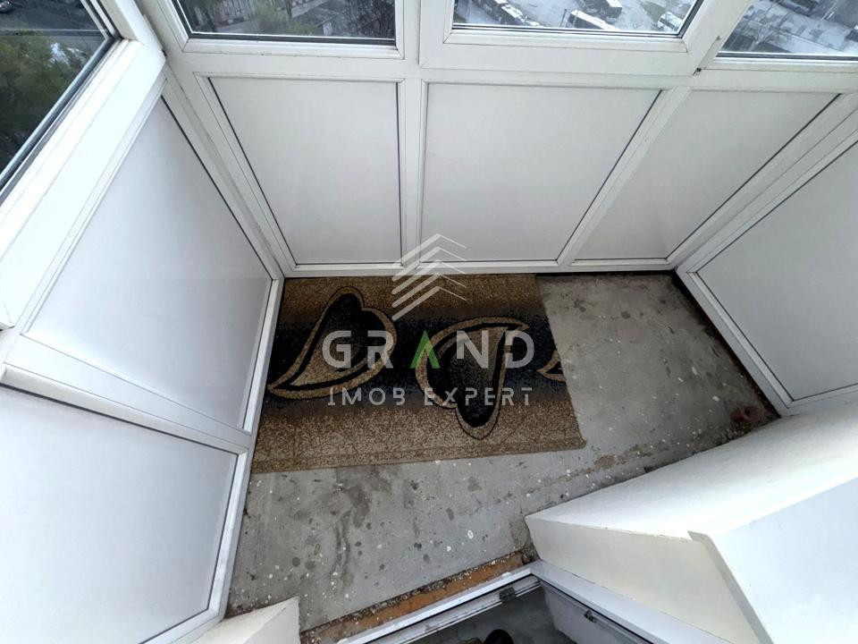 2 CAMERE DECOMANDATE | BALCON ÎNCHIS | BECI | CLĂBUCET/MĂNĂȘTUR