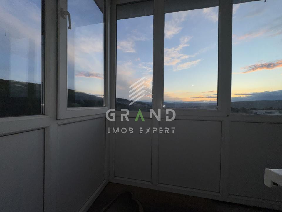 2 CAMERE DECOMANDATE | BALCON ÎNCHIS | BECI | CLĂBUCET/MĂNĂȘTUR