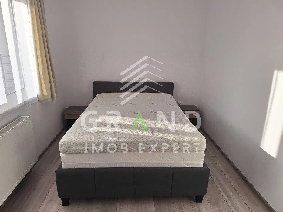 Apartament Renovat | 2 Camere semidecomandate | Balcon | Gara/Semicentral