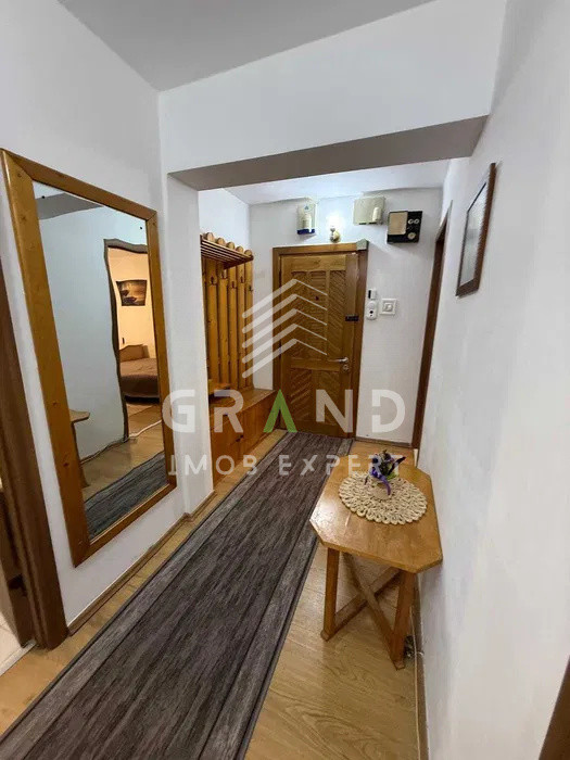 Intre Lacuri/Iulius Mall : Apartament | 2 camere decomandate | 50 mp 