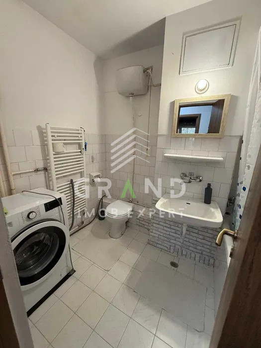 Intre Lacuri/Iulius Mall : Apartament | 2 camere decomandate | 50 mp 