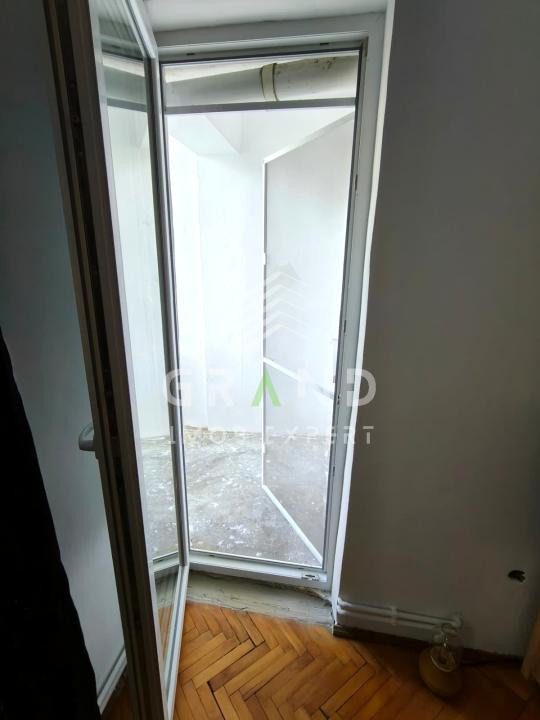 2 camere decomandate | Etaj 6/10 | Balcon | Centrală proprie | Clăbucet,Mănăștur