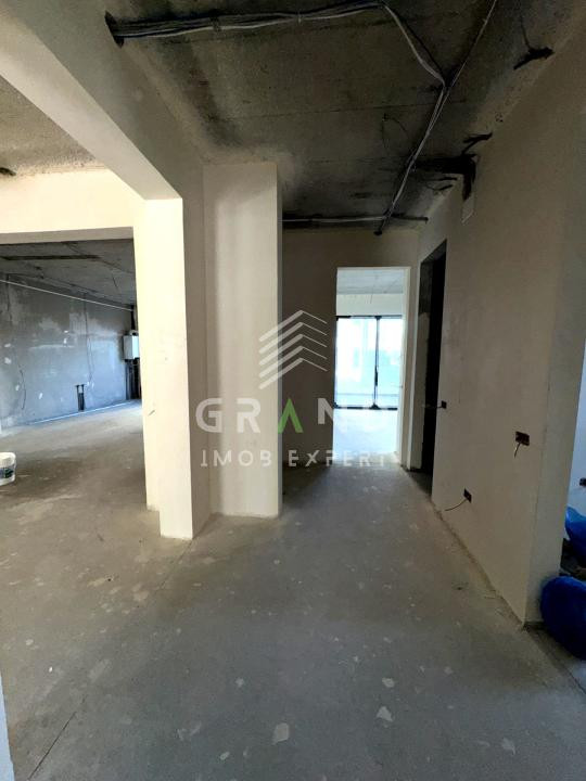 SPAȚIU COMERCIAL 120mp | 4 ÎNCĂPERI | 3 BAI | TERASĂ 20mp | PARCARE | VIVO MALL