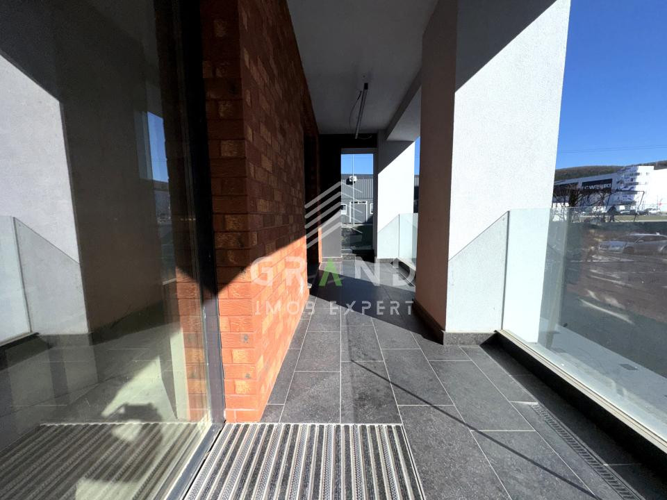 SPAȚIU COMERCIAL 120mp | 4 ÎNCĂPERI | 3 BAI | TERASĂ 20mp | PARCARE | VIVO MALL