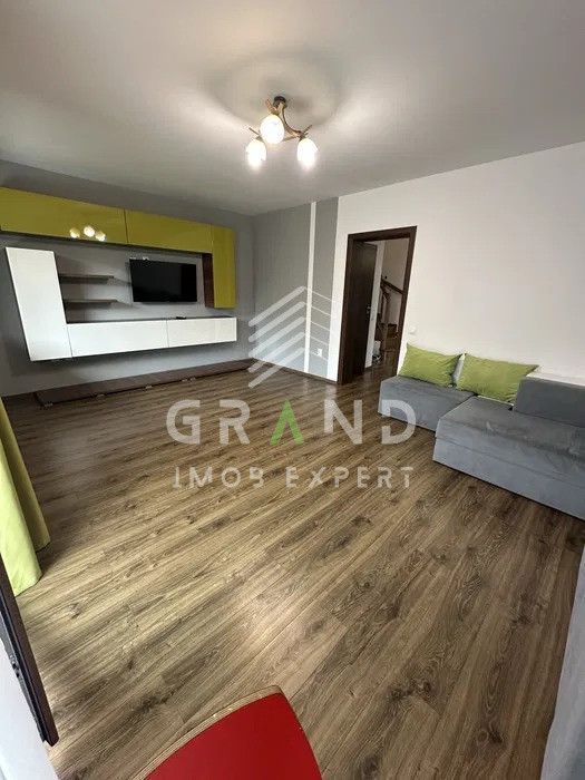 Casă tip duplex | 120 mp utili | 200 mp teren | Curte+2 parcări | Florești