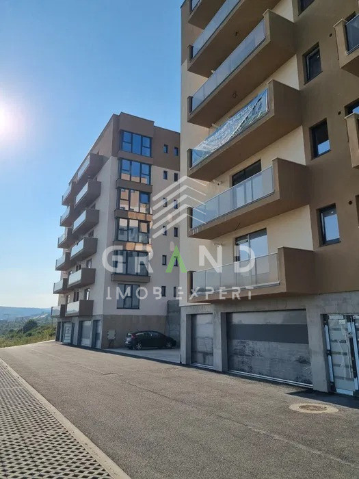 Apartament NOU 2 camere I 45mp + 7mp balcon I Sesul de sus I Floresti
