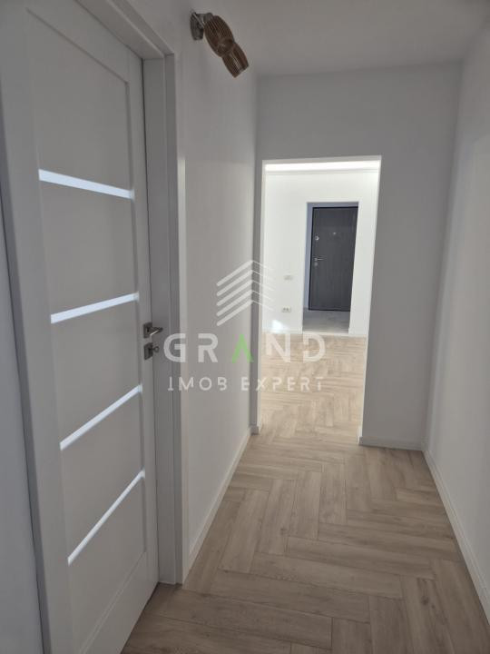 3 camere ultrafinisat/Balcon închis/Beci/Centrală proprie/Mănăștur(Complex BIG)