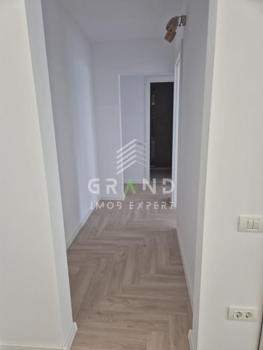 3 camere ultrafinisat/Balcon închis/Beci/Centrală proprie/Mănăștur(Complex BIG)