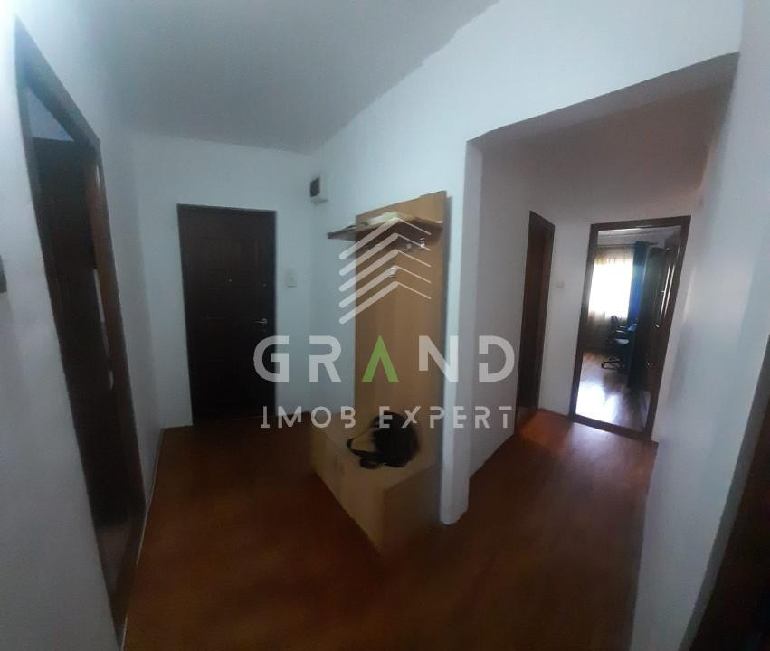 Apartament 3 camere, 2 băi, de inchiriat in Mărăști