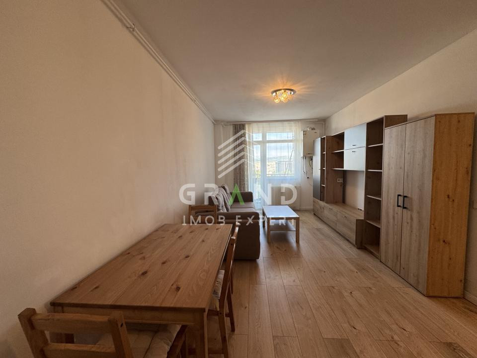 3 camere | 2 băi | 67 mp+balcon | Etaj 8/9 | Parcare | Oașului 86-90