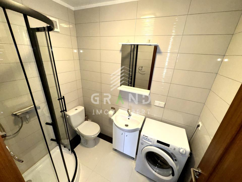 3 camere | 2 băi | 67 mp+balcon | Etaj 8/9 | Parcare | Oașului 86-90