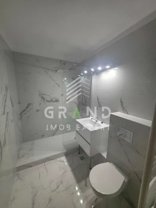 3 camere decomandat | 65 mp | 2 bai | Balcon | Str.Campului–Manastur