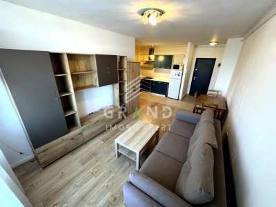 3 camere | 2 băi | 67 mp+balcon | Etaj 8/9 | Parcare | Oașului 86-90