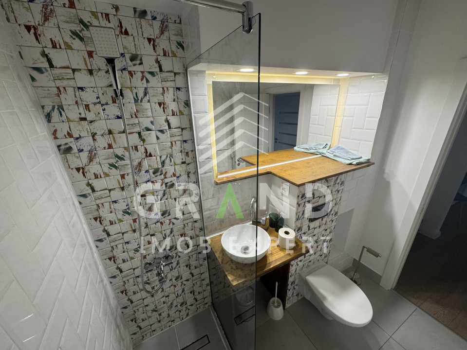 2 camere | 2 BALCOANE | PARCARE | Piața Mihai Viteazu