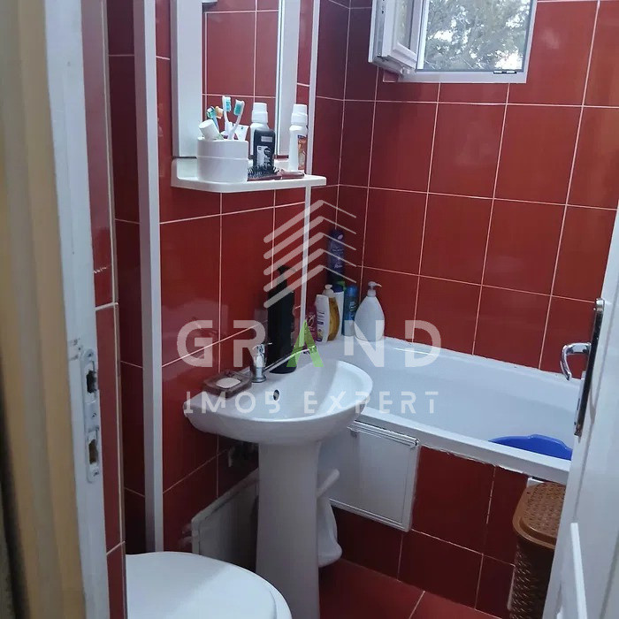 Apartament 2 camere, Manastur, P-ta Flora