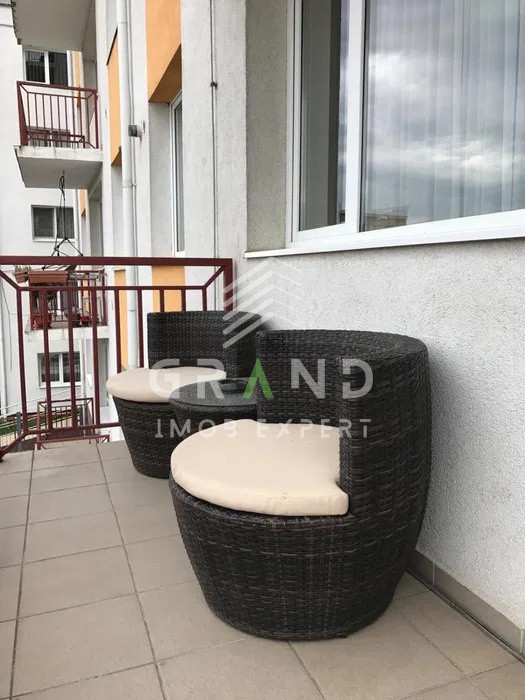 Apartament 2 camere + parcare subterană + loc parcare exterior, zona București