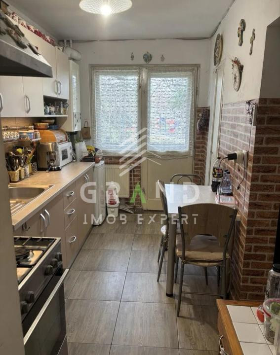 Apartament cu 3 camere, etaj 1, zona Constantin Brâncuși