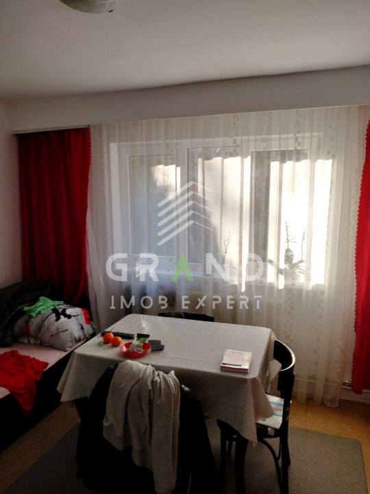 2 camere decomandate | Etaj 1/10 | Balcon | Clăbucet/Manastur–lângă pădure