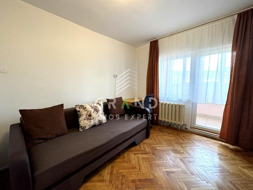 2 CAMERE DECOMANDAT | BALCON | MĂNĂȘTUR / ALEEA BRATEȘ