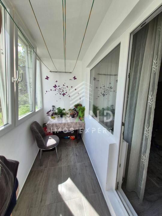 Apartament de vanzare 3 camere , 65 mp ,Manastur.