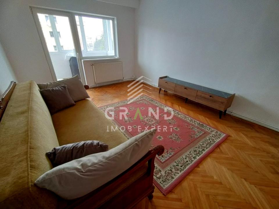 4 camere | Str.Nicolae Titulescu/Gheorgheni | Etaj 2/4 | 78 mp+balcon | Boxă 
