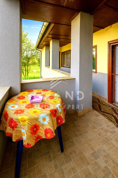 Casa cu teren 3475 mp intravilan Mihaiesti Sanpaul la 28 km de Cluj