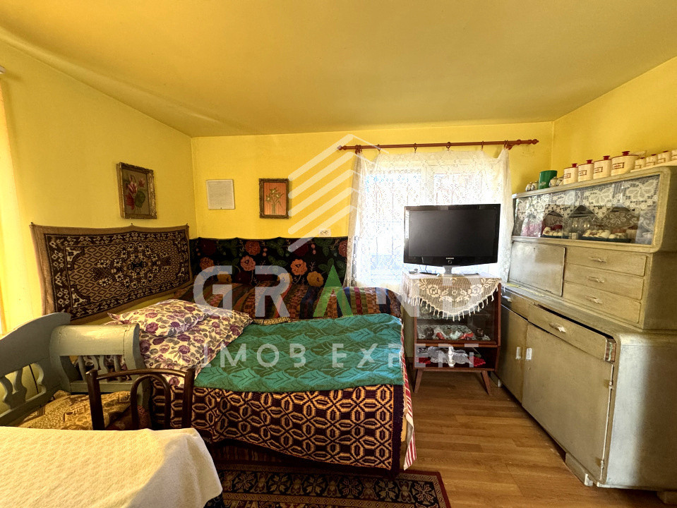 Casa cu teren 3475 mp intravilan Mihaiesti Sanpaul la 28 km de Cluj
