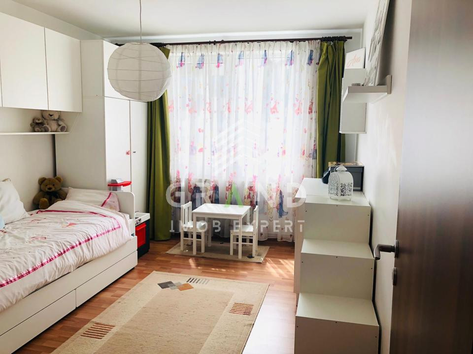 Apartament 3 camere de vanzare, 68 mp,Florești, str. Tineretului.