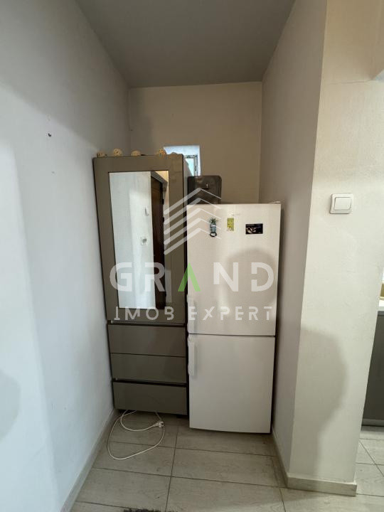 Garsonieră 30 mp | decomandată | modernă | balcon închis | P-ța Cipariu