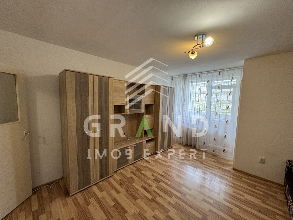 Garsonieră de vânzare | Mănăștur–Str.Bucegi | Balcon | Lifturi noi | Mobilată