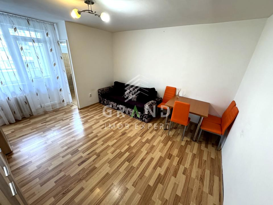 Garsonieră de vânzare | Mănăștur–Str.Bucegi | Balcon | Lifturi noi | Mobilată